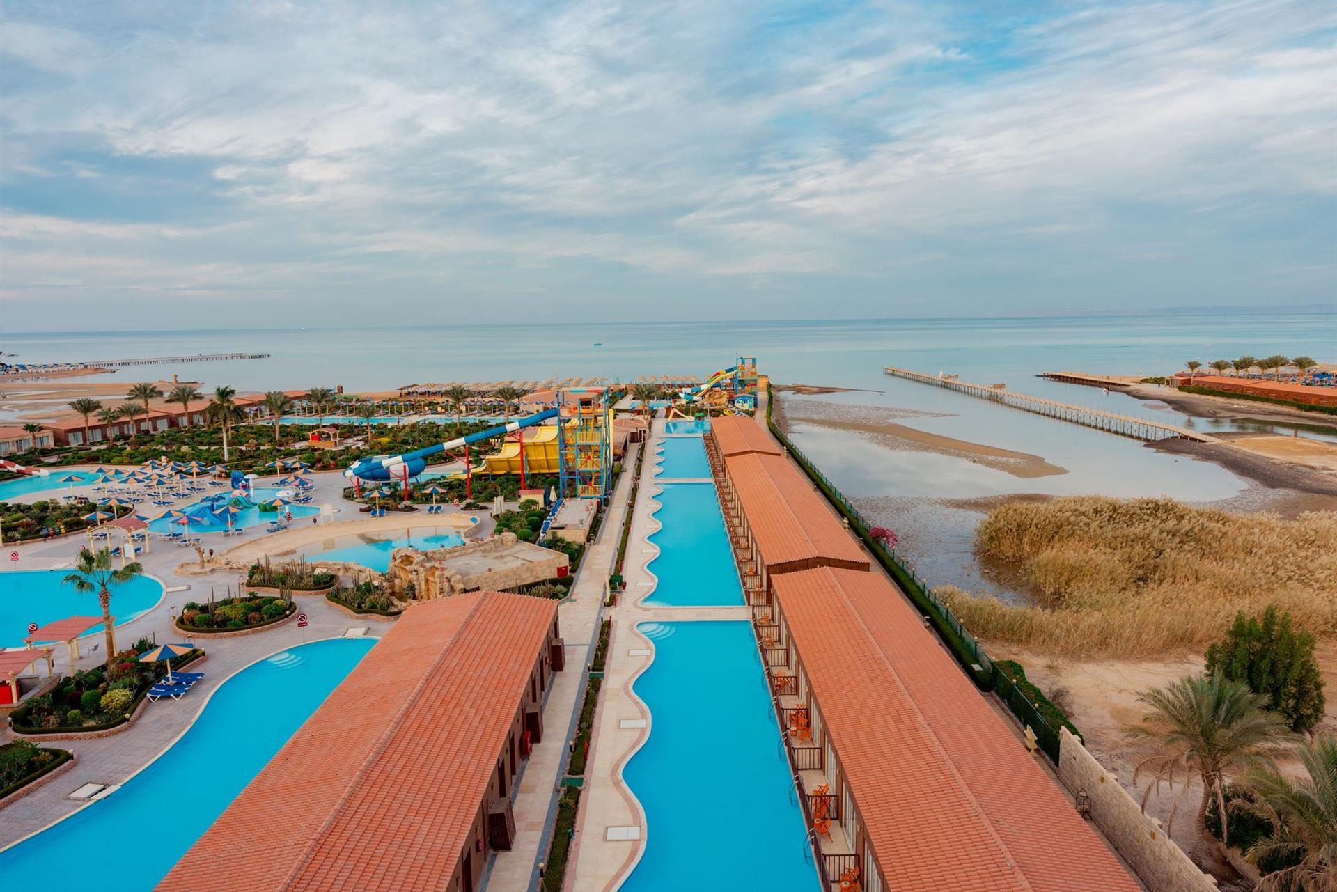 Sunrise Solara Aqua Park Resort 2