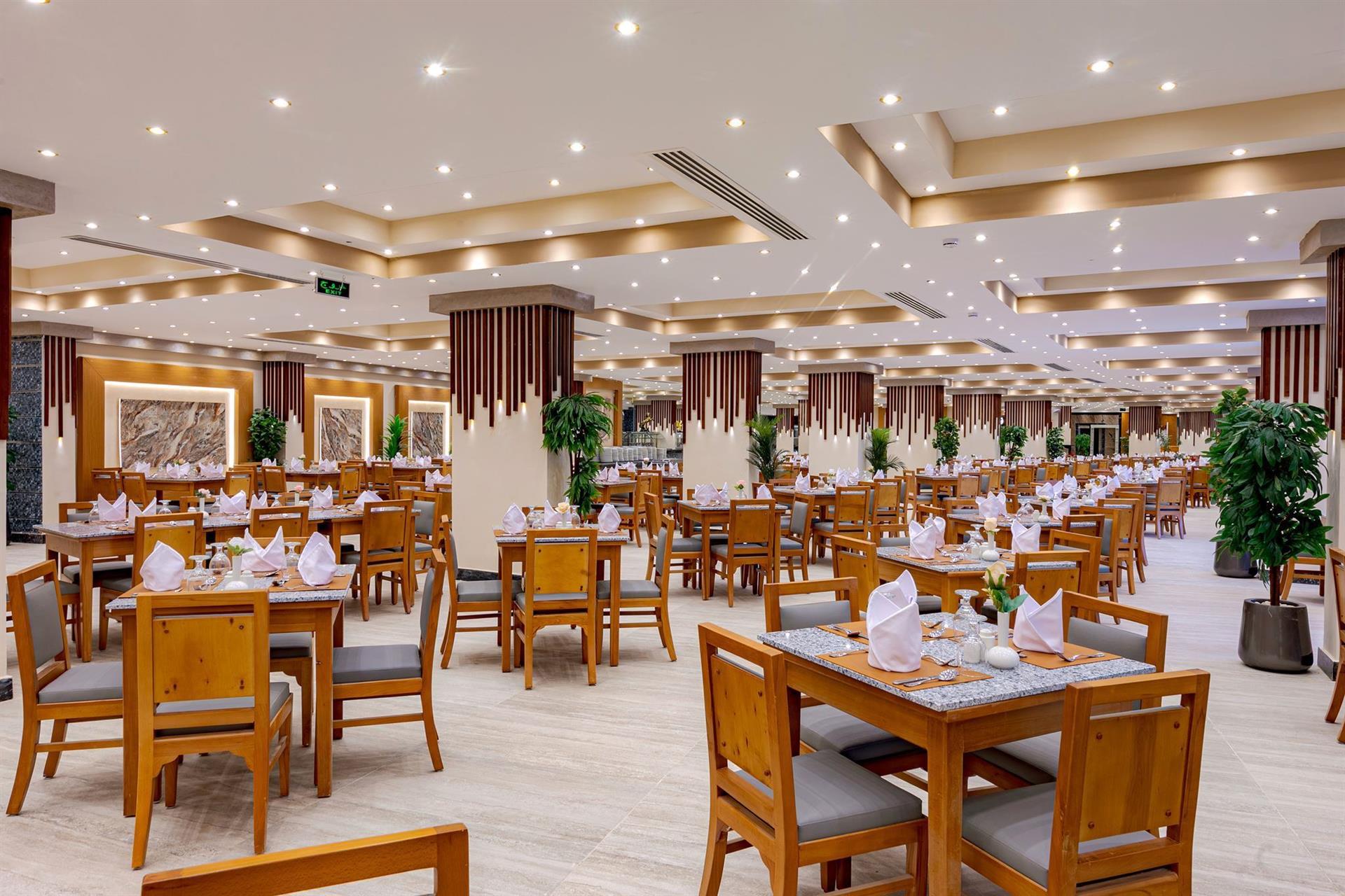 Rewaya Luxury Resort 4