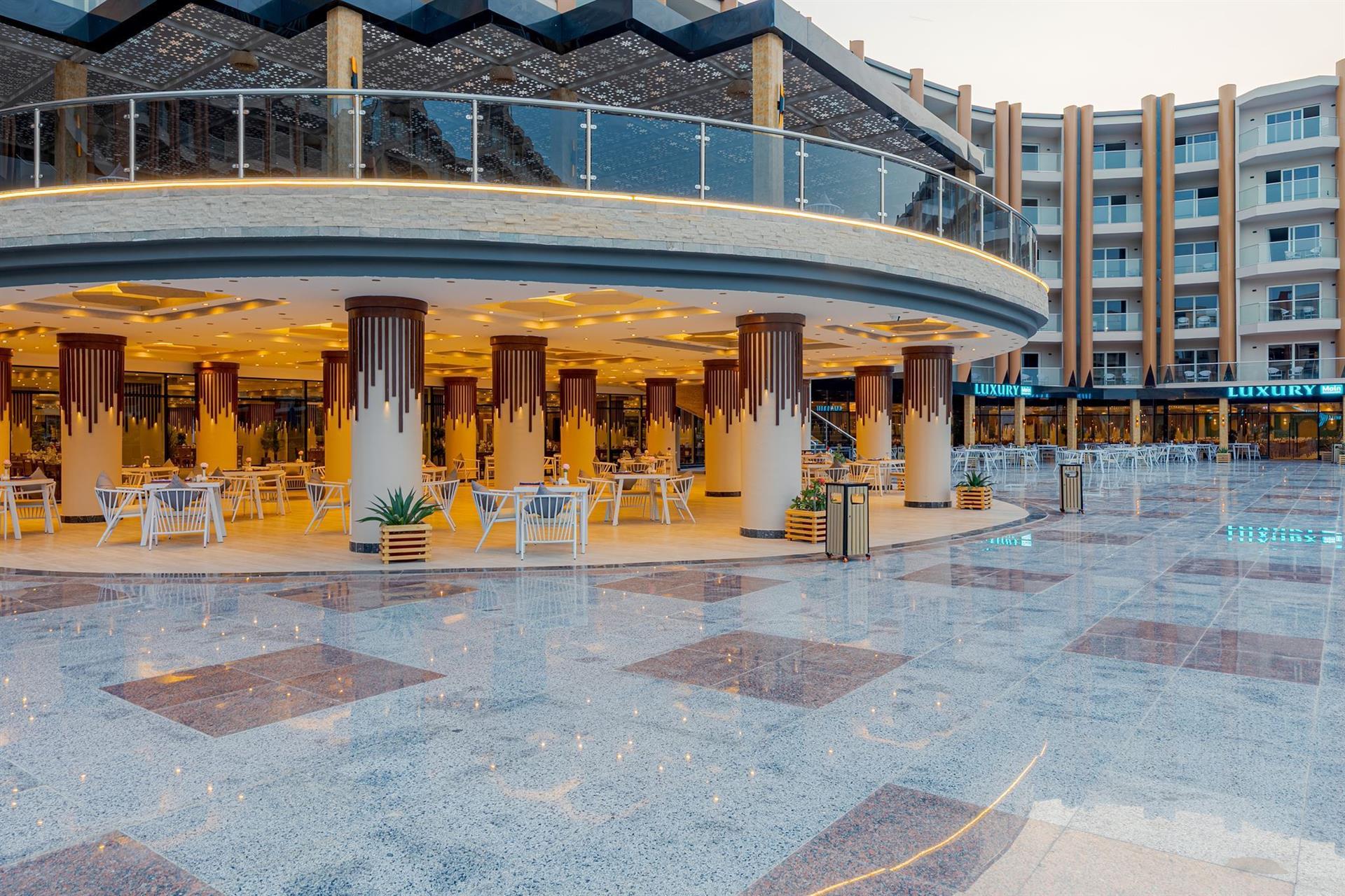 Rewaya Luxury Resort 5