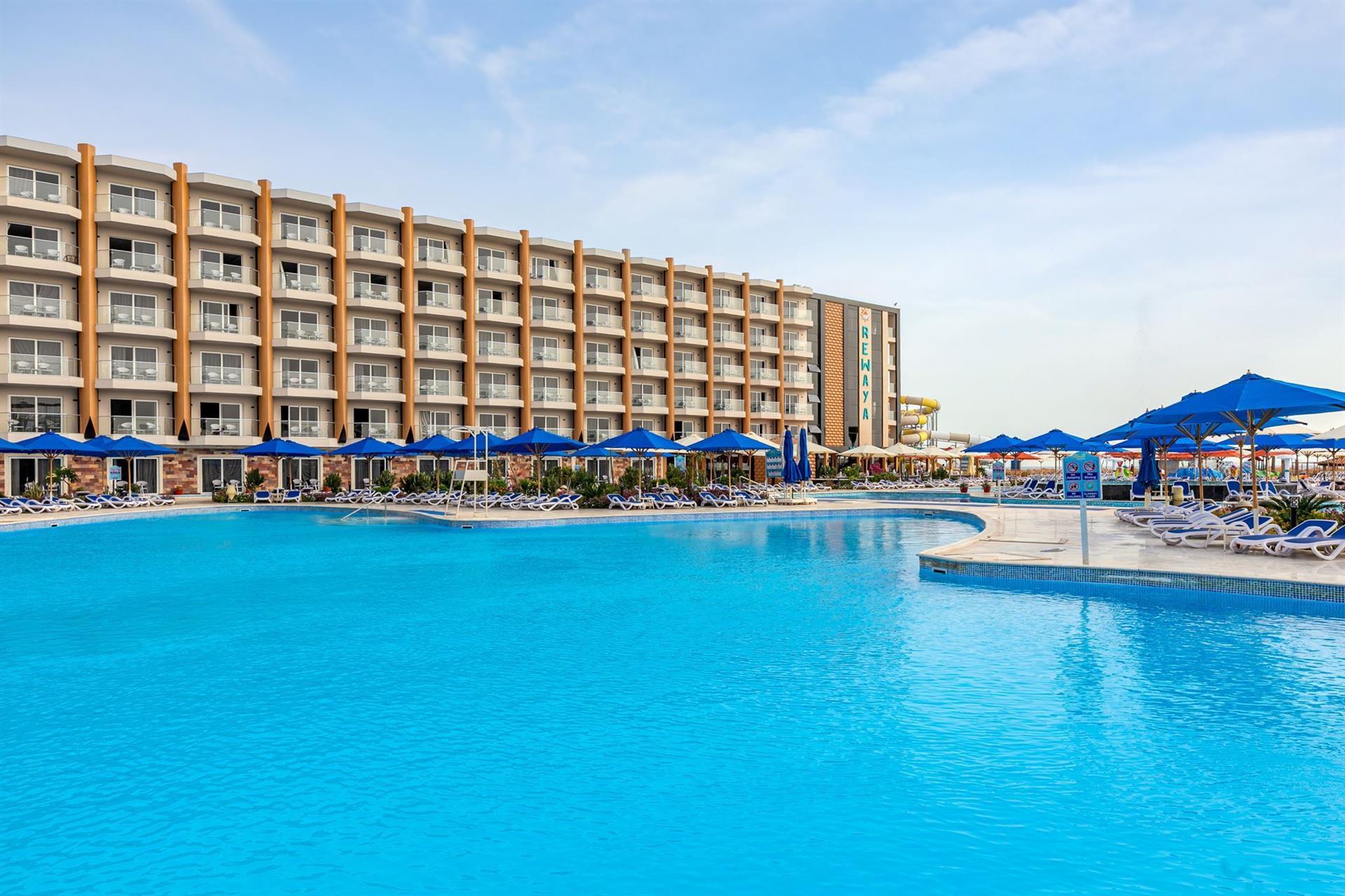 Rewaya Luxury Resort 6