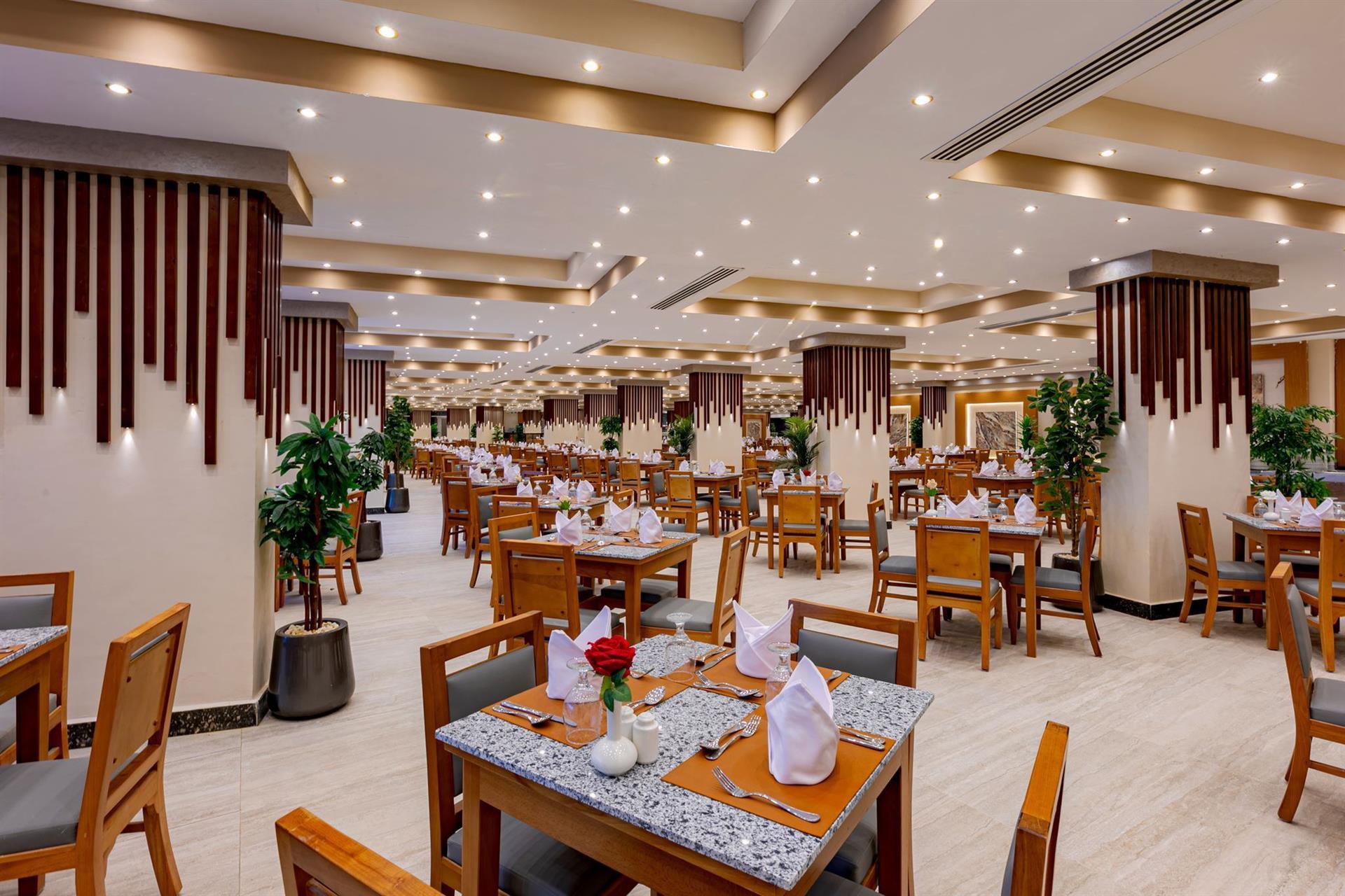 Rewaya Luxury Resort 7
