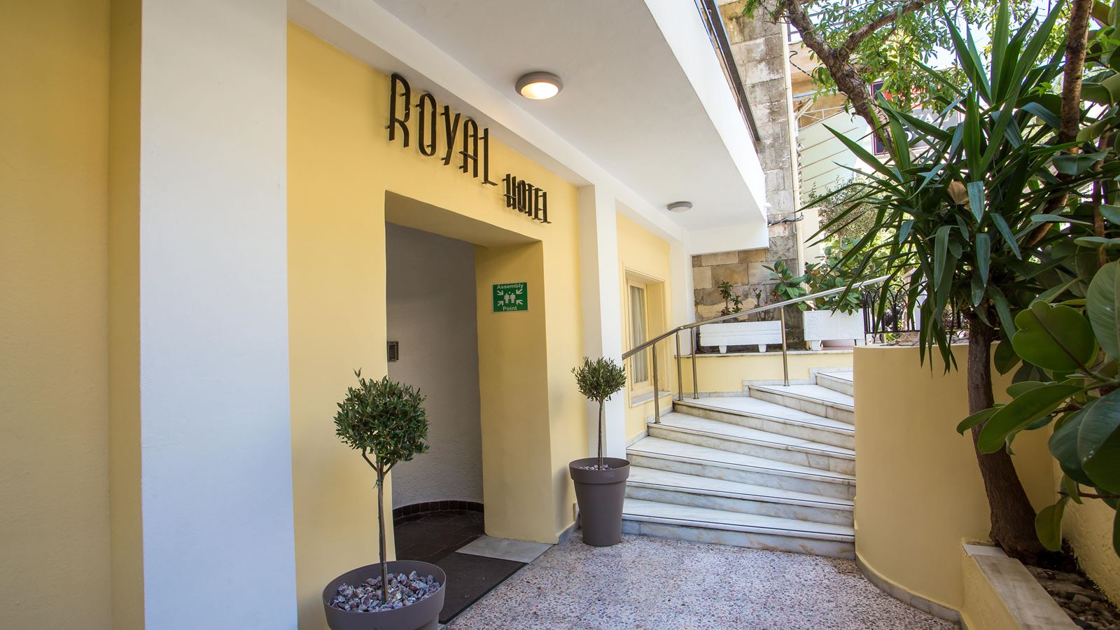 ROYAL APART HOTEL
