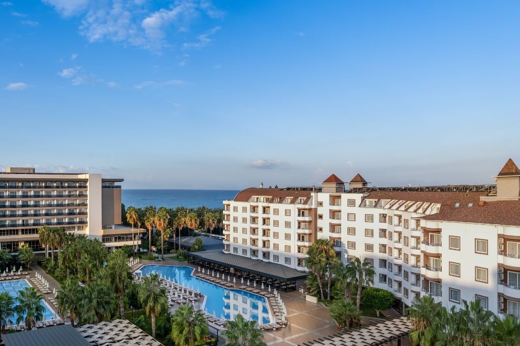 ROYAL GARDEN BEACH HOTEL