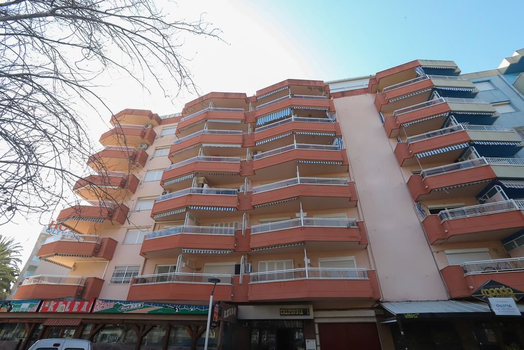 CALIFORNIA APARTMENTS