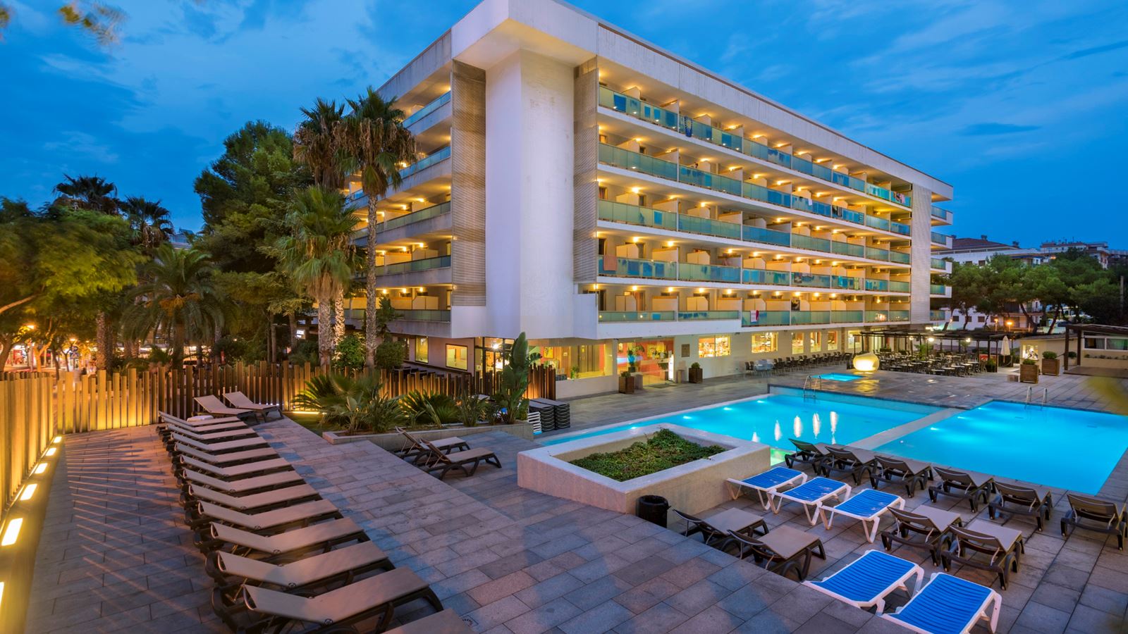 4R SALOU PARK RESORT II