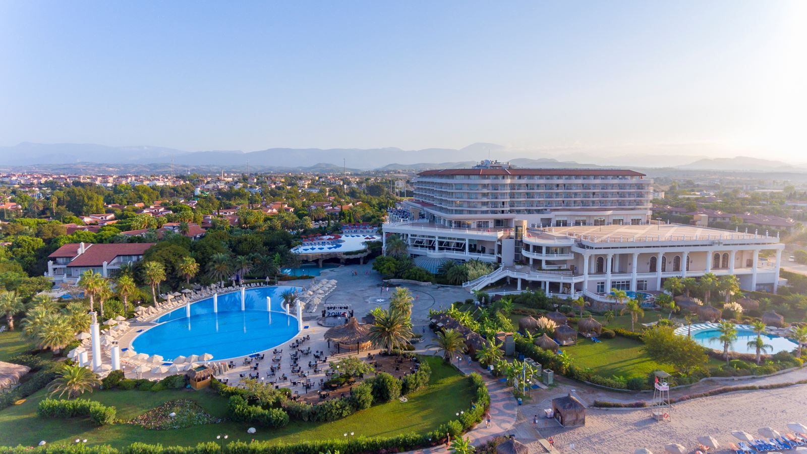 STARLIGHT RESORT HOTEL
