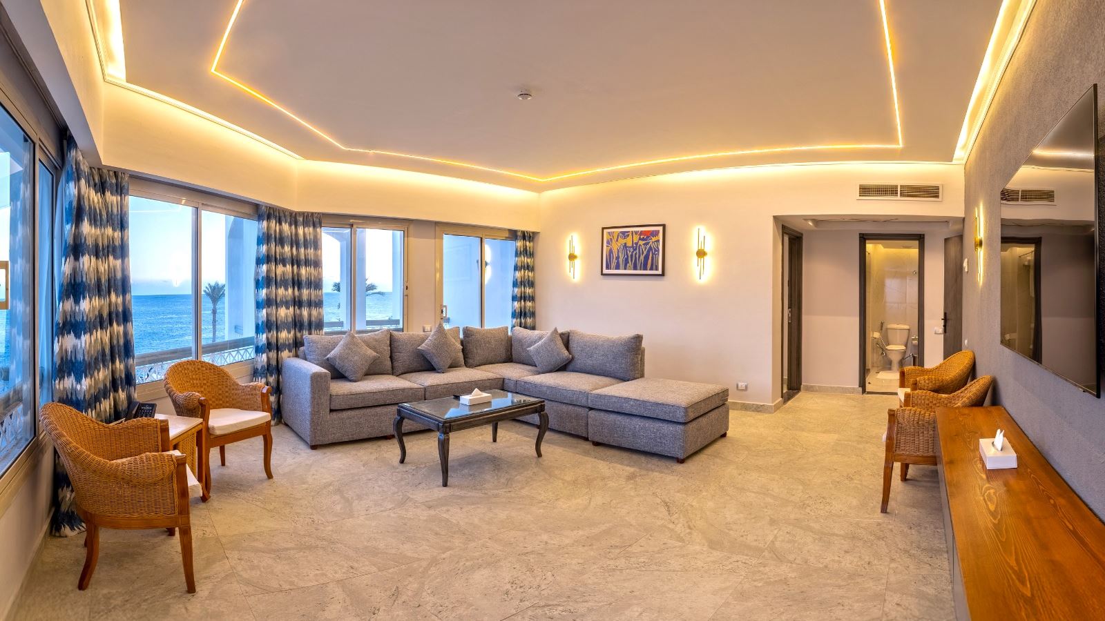 INVIDIA CORAL BEACH TIRAN