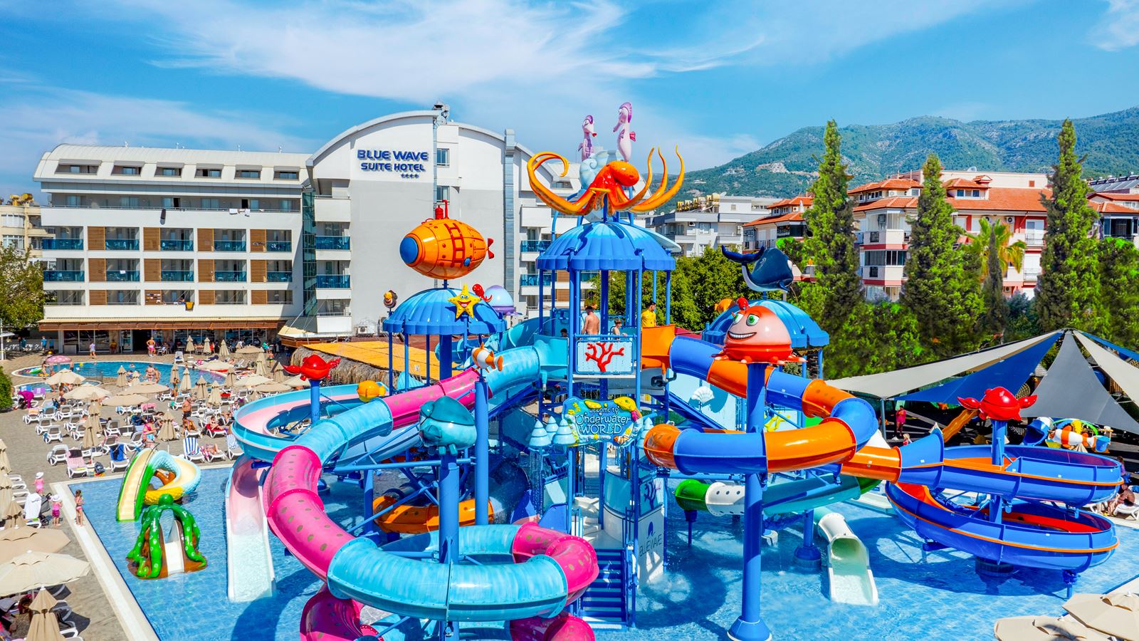 BLUE WAVE SUITE HOTEL