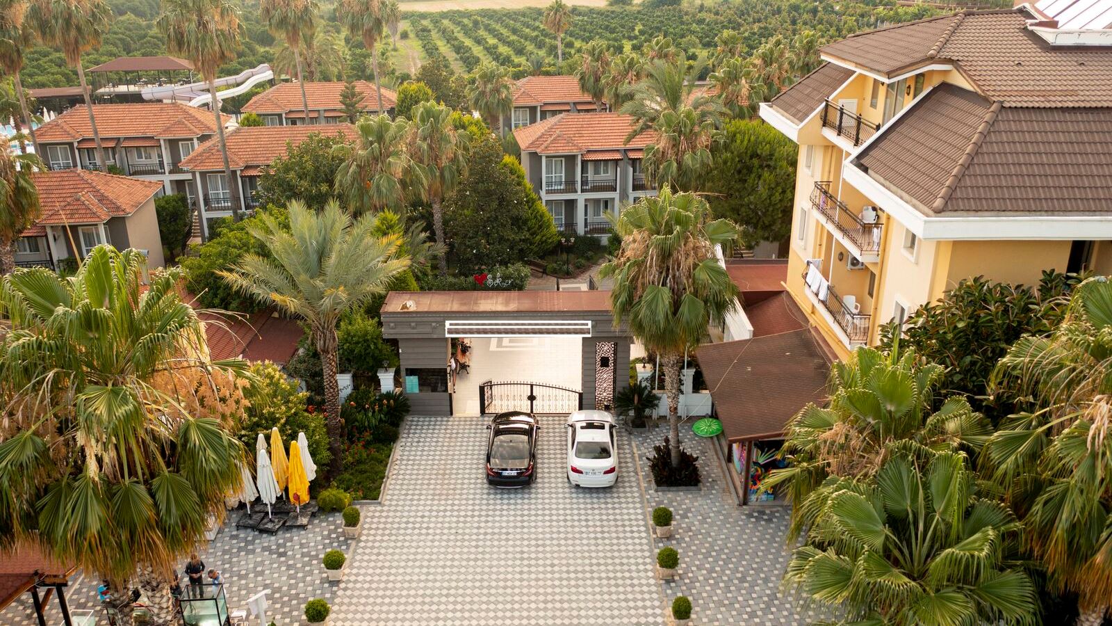 MIR AMOR GARDEN RESORT HOTEL