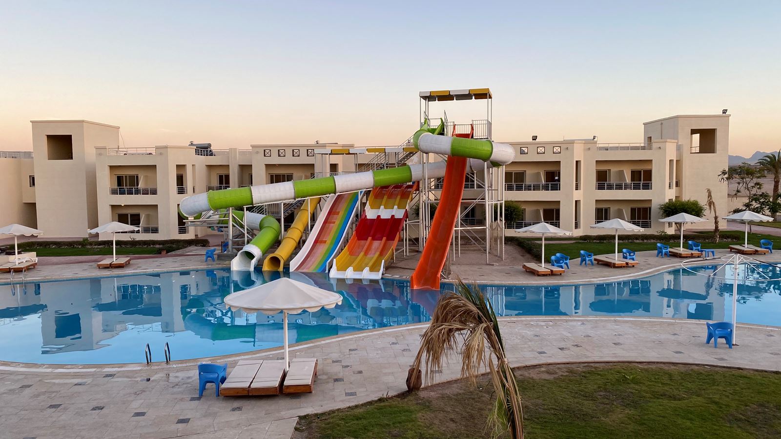 NEW EAGLES AQUA PARK RESORT