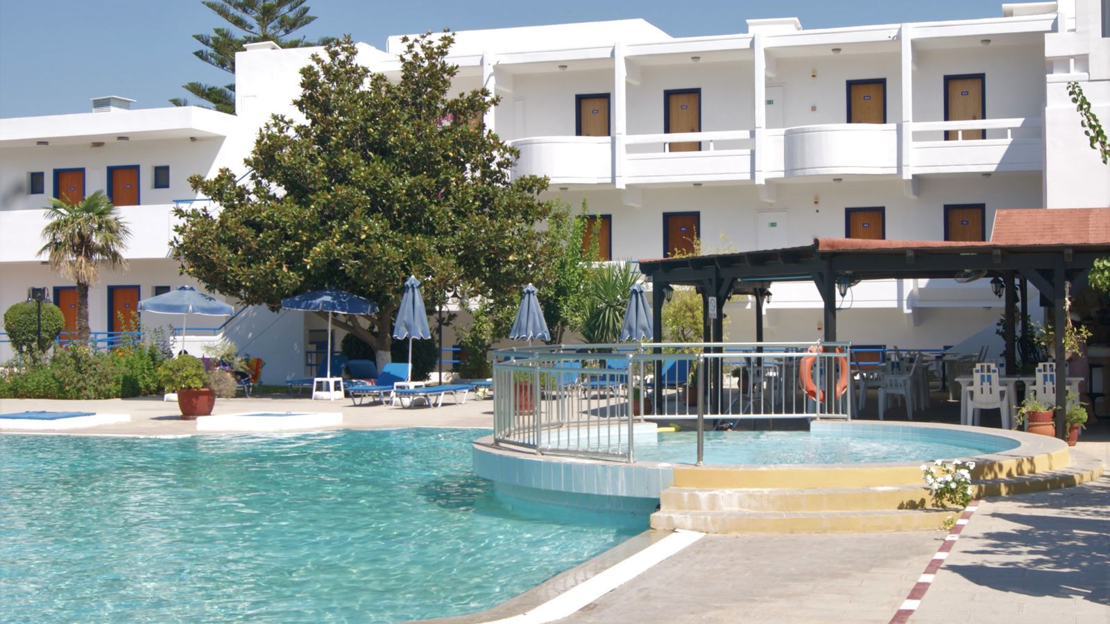 DANAE HOTEL