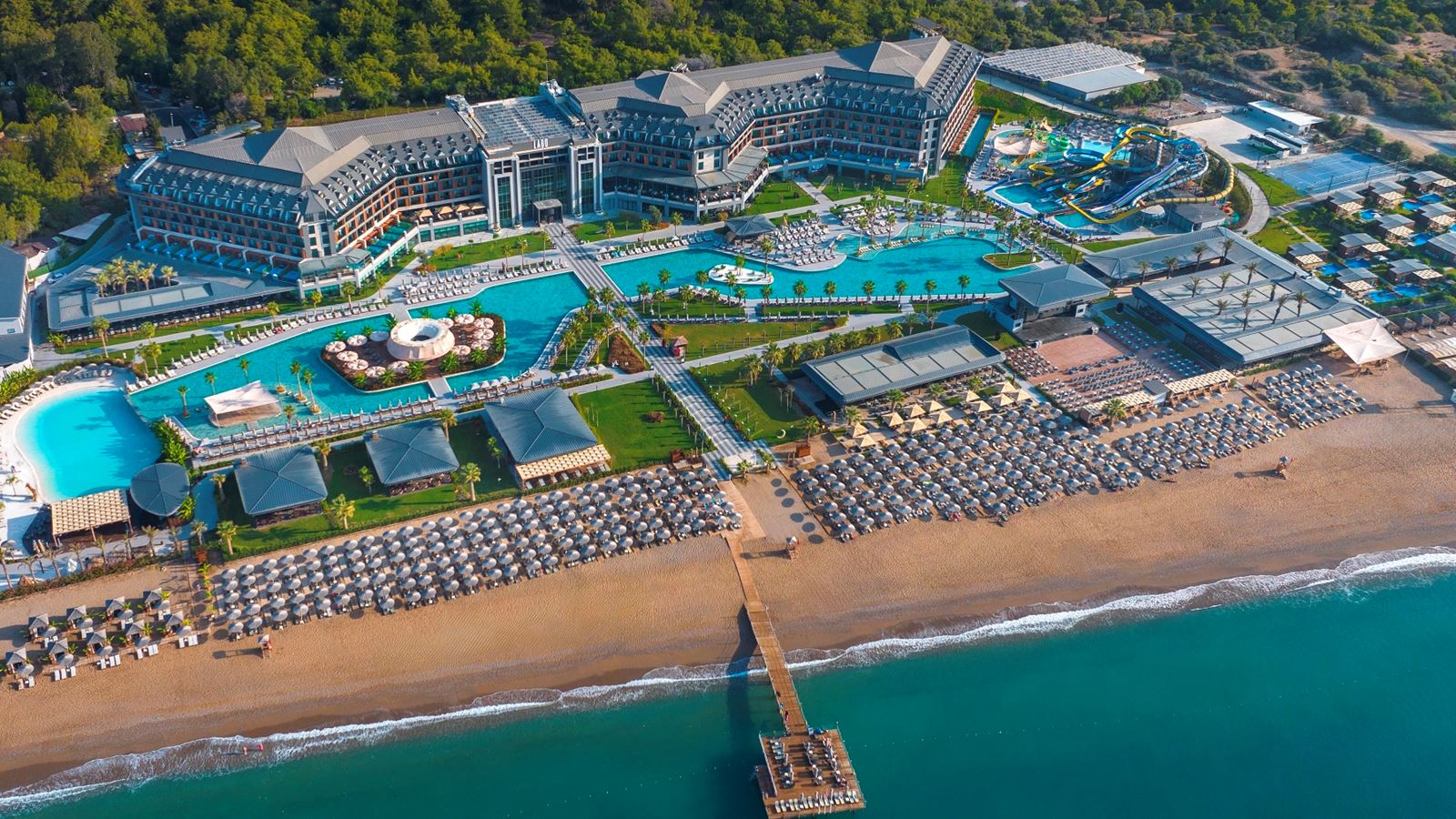 LAGO HOTEL