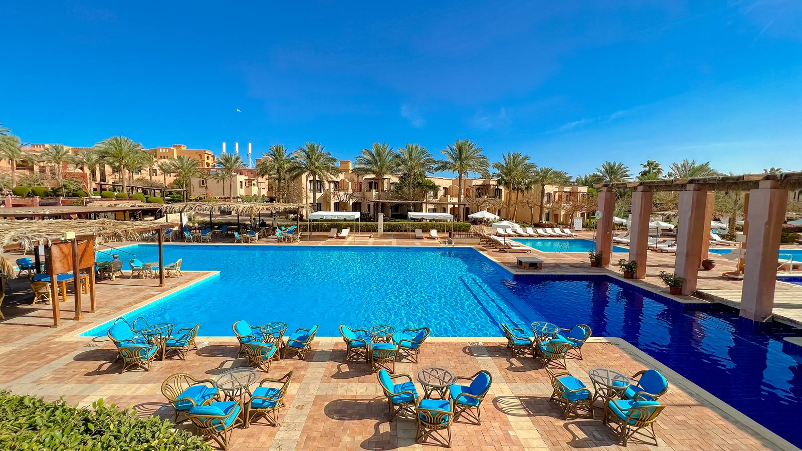 TAMRA BEACH RESORT
