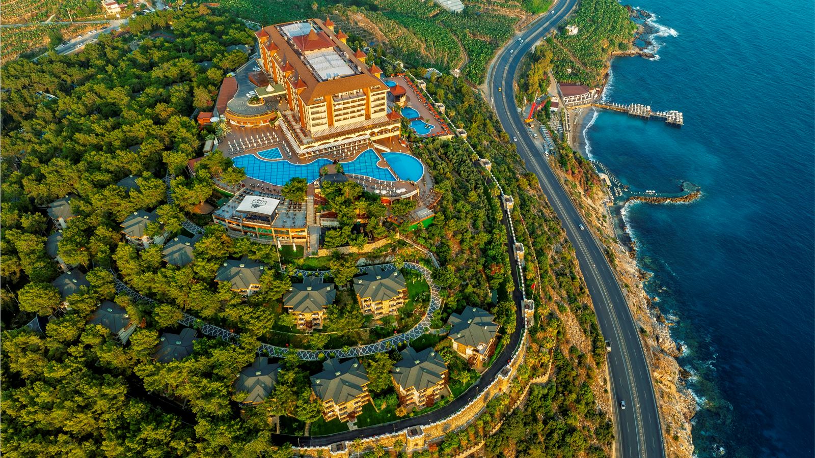 UTOPIA WORLD HOTEL
