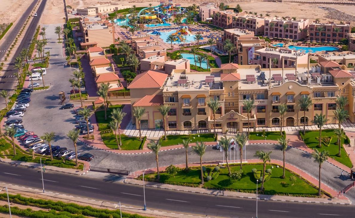 CHARMILLION CLUB AQUA PARK