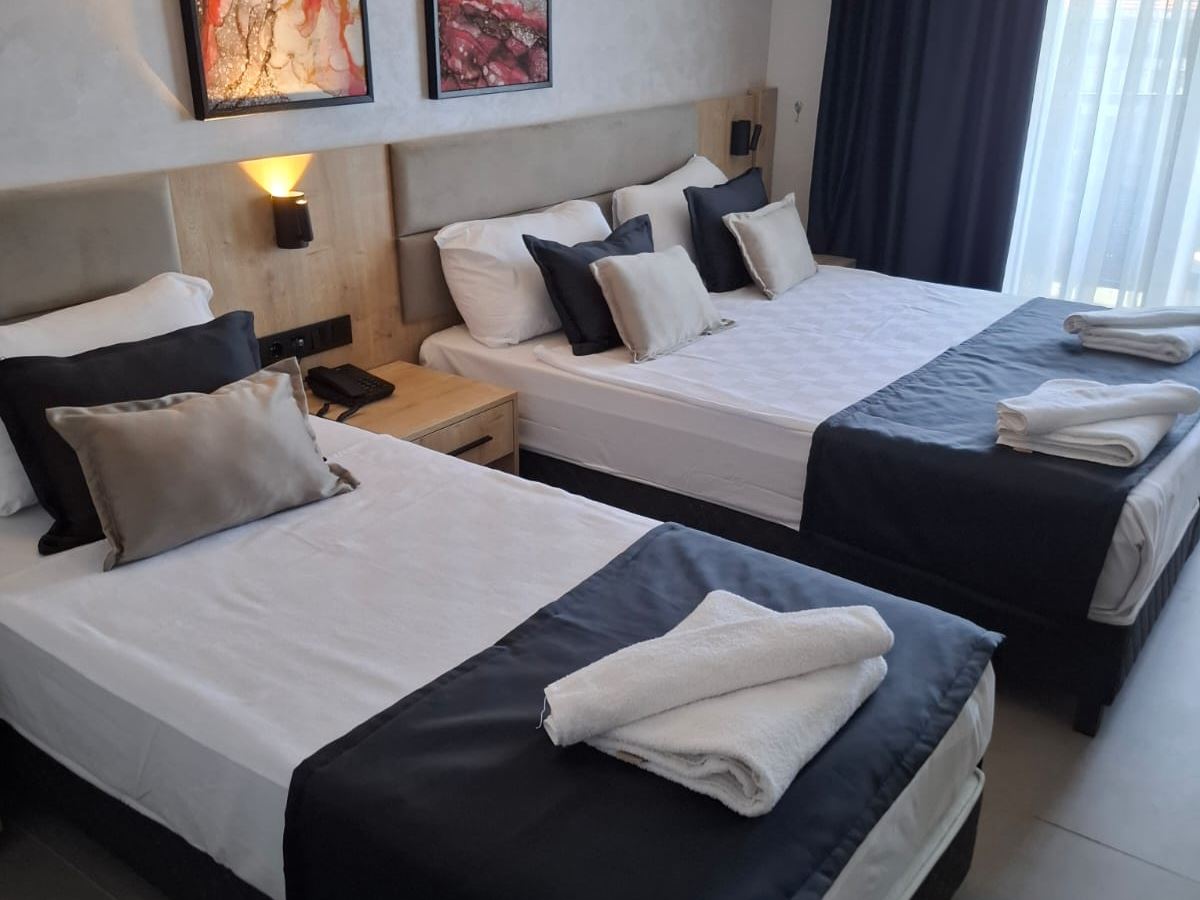 WORLD STAR RESORT OTEL