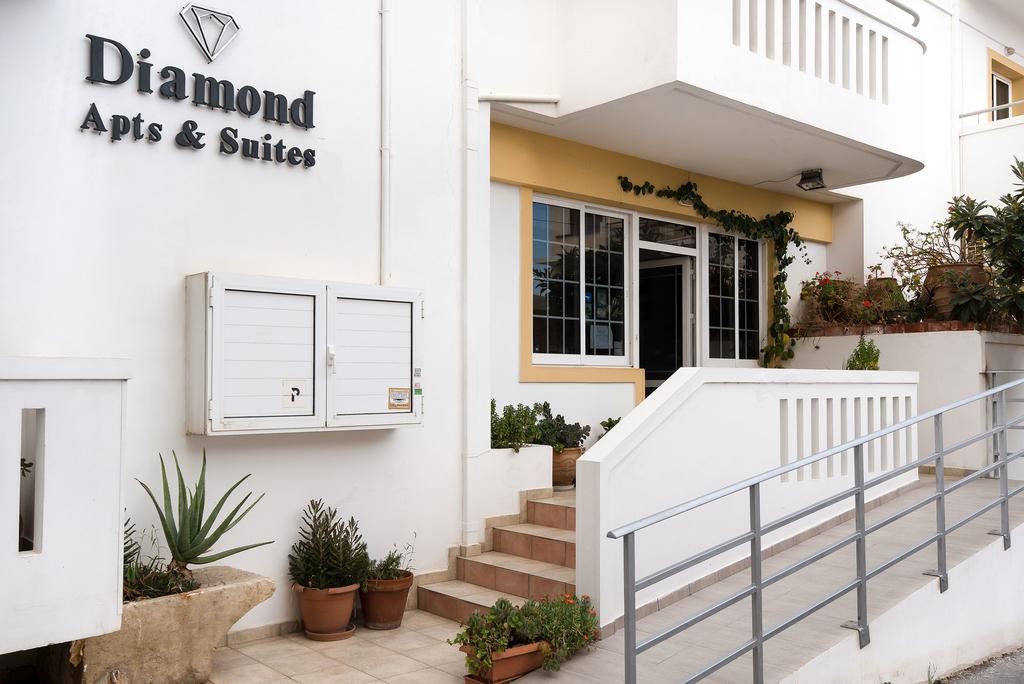 DIAMOND APARTMENTS AND SUITES
