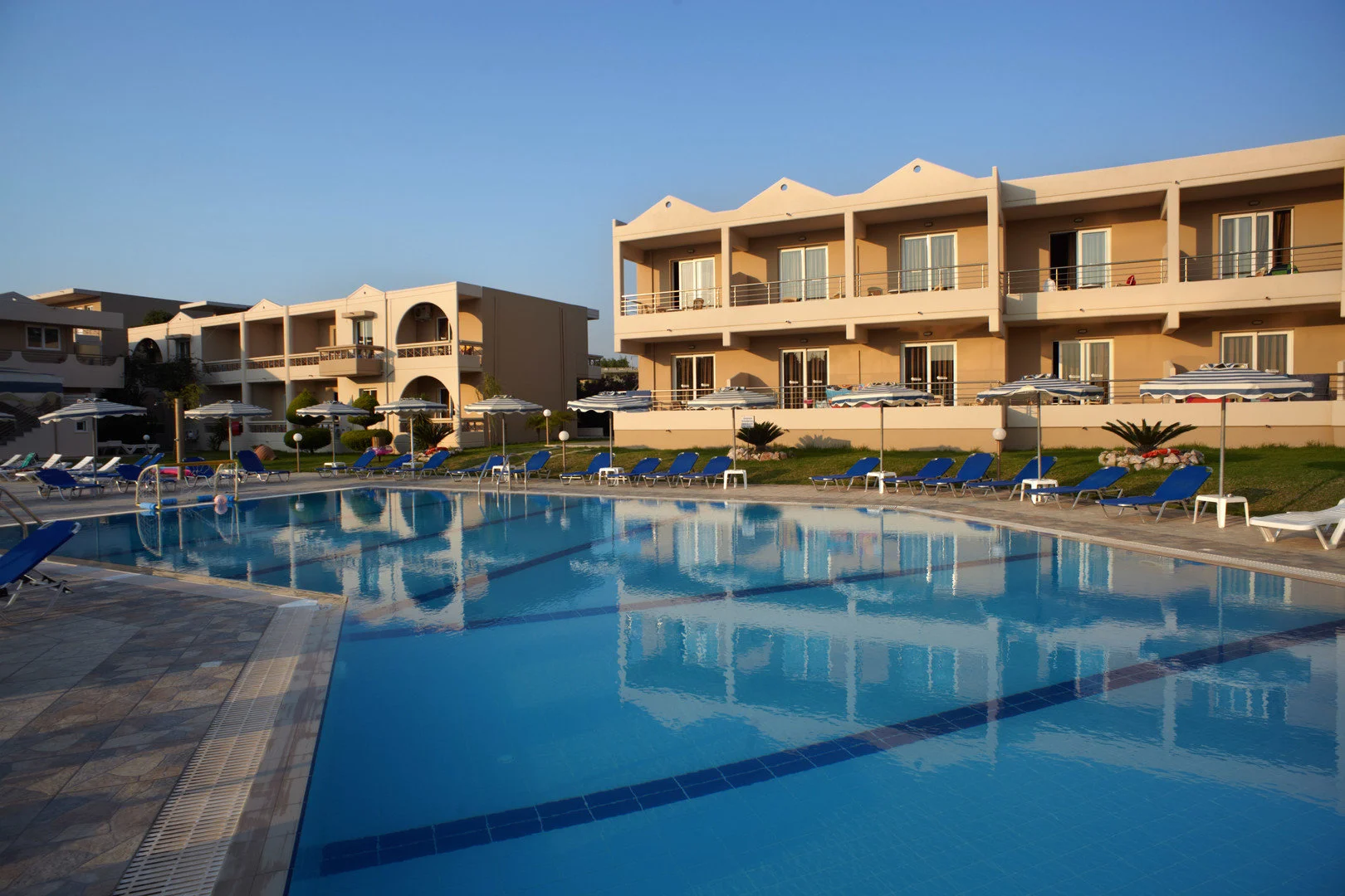 EMERALD HOTEL