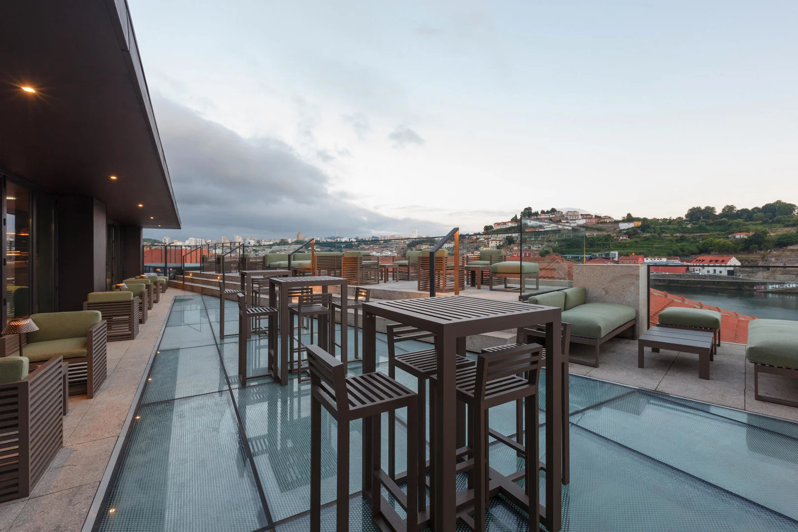HOTEL NEYA PORTO