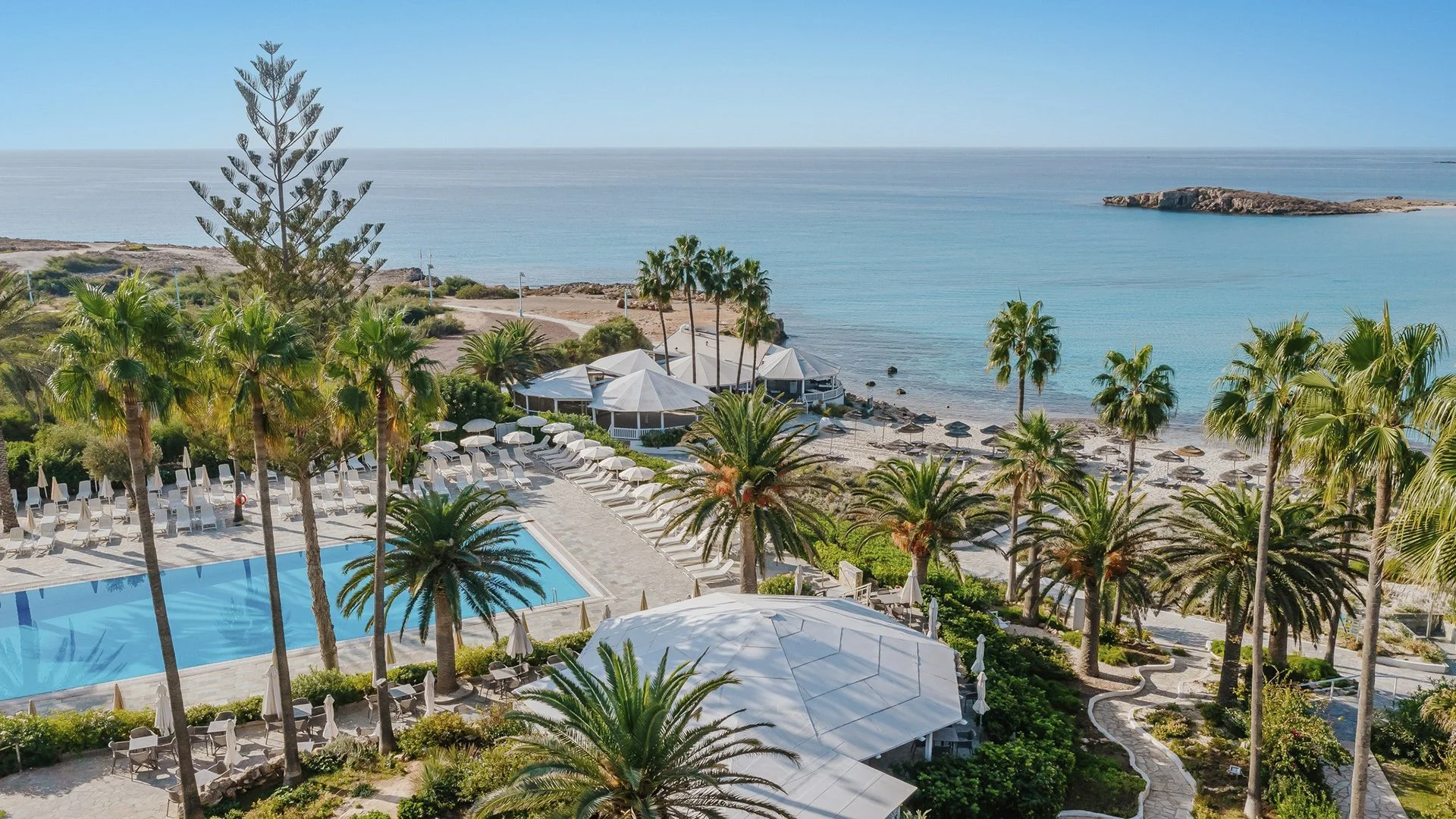 HOTEL NISSI BEACH RESORT