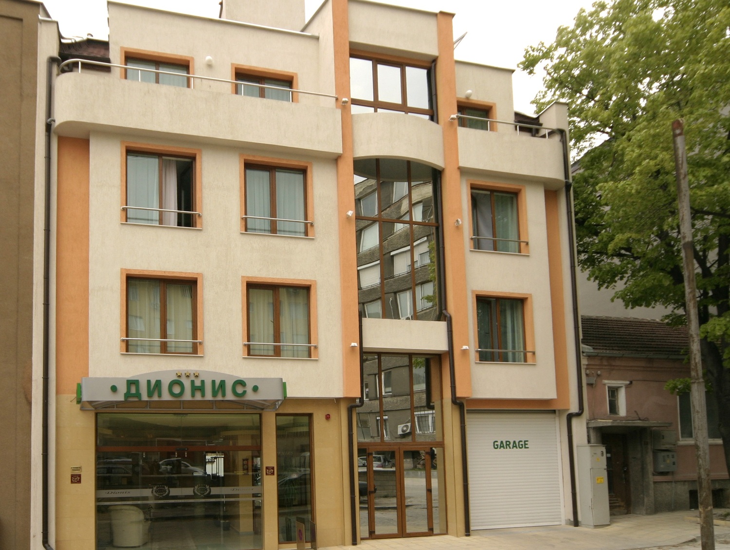 DIONIS HOTEL