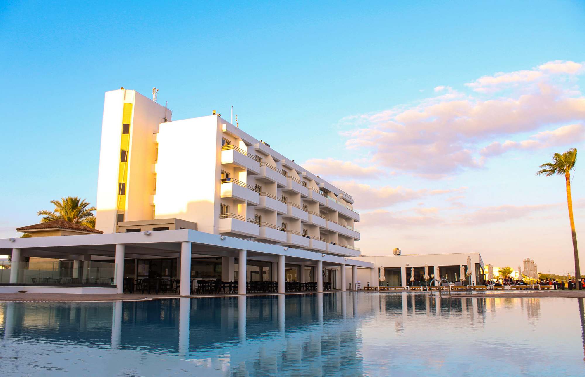 PIERRE ANNE BEACH HOTEL