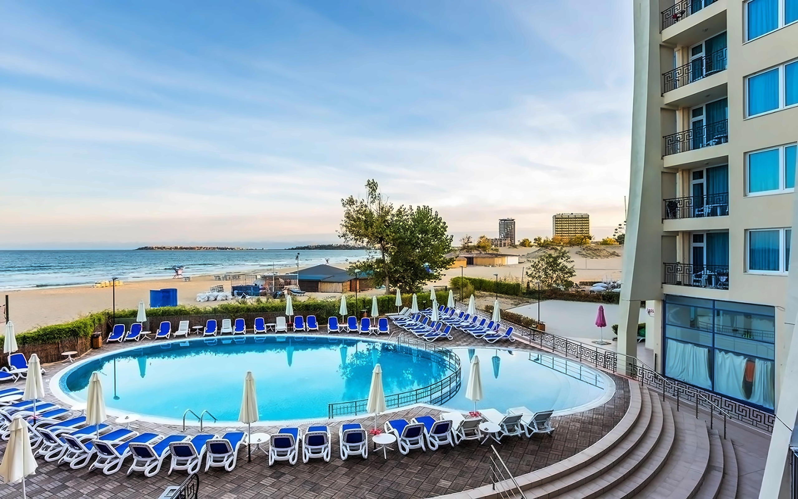 BLUE PEARL HOTEL