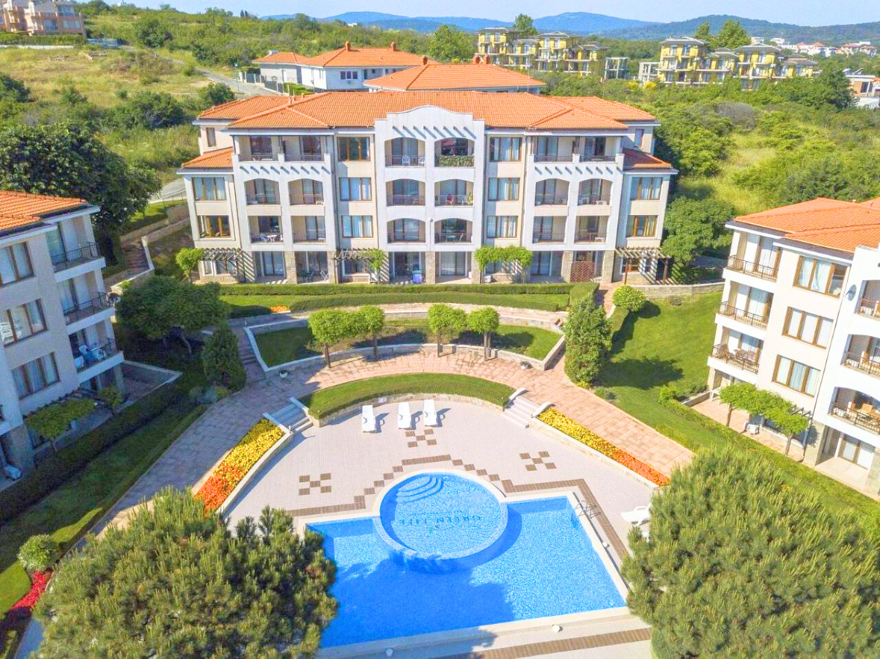 VIEW APARTMENTS