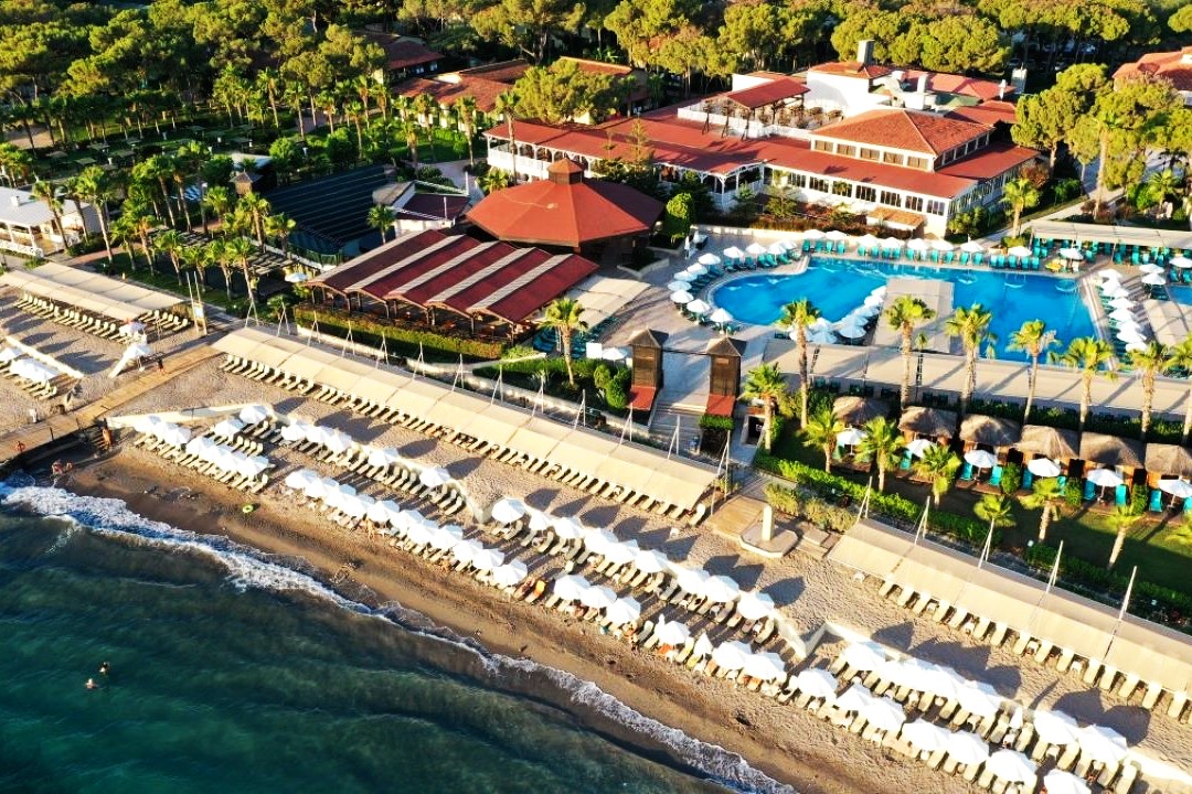 CRYSTAL FLORA BEACH RESORT