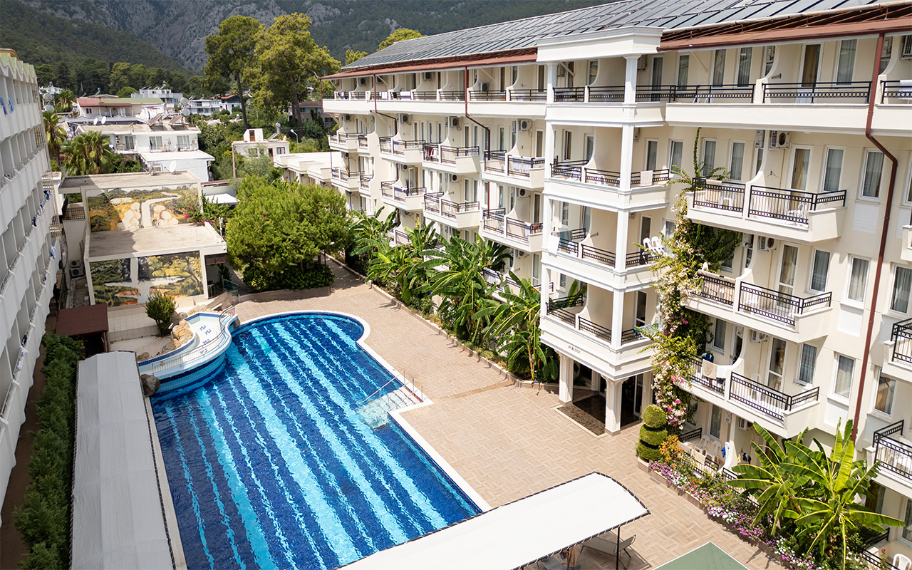 CLUB HOTEL BELPINAR