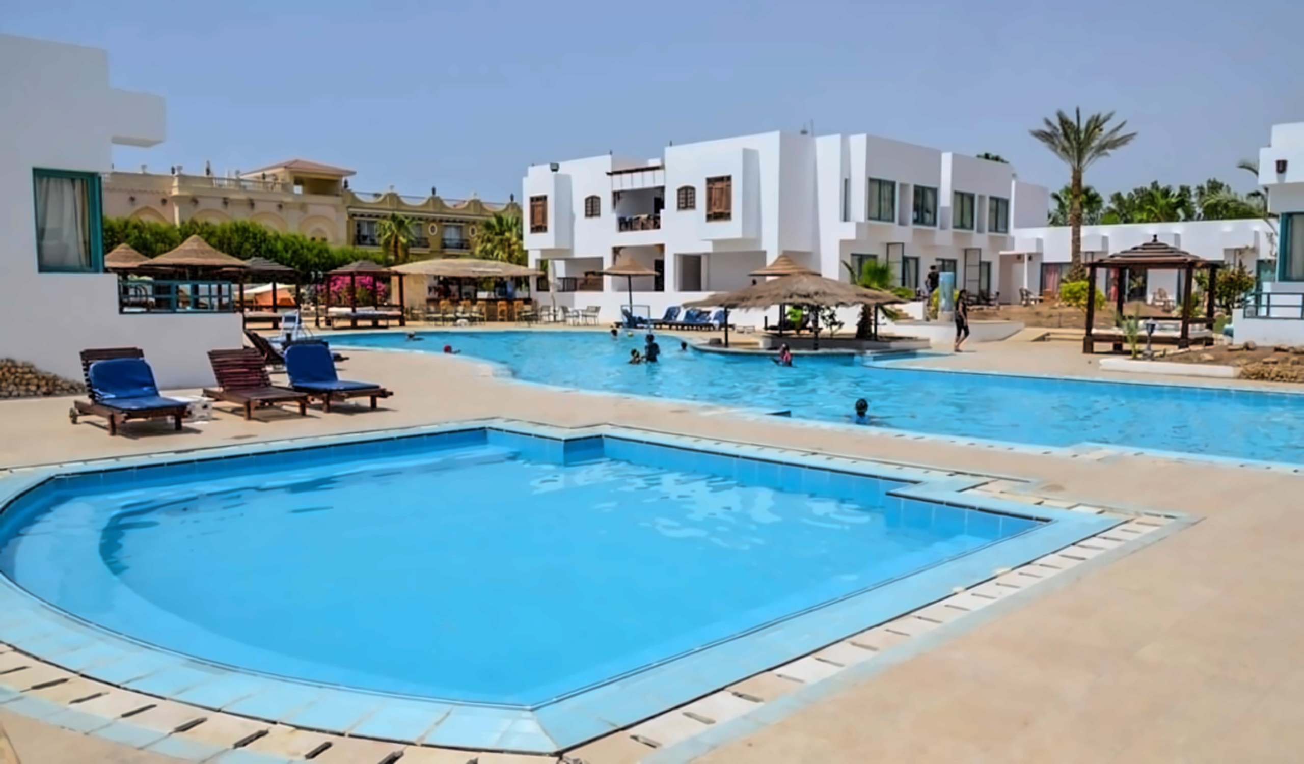 BADAWIA HOTEL