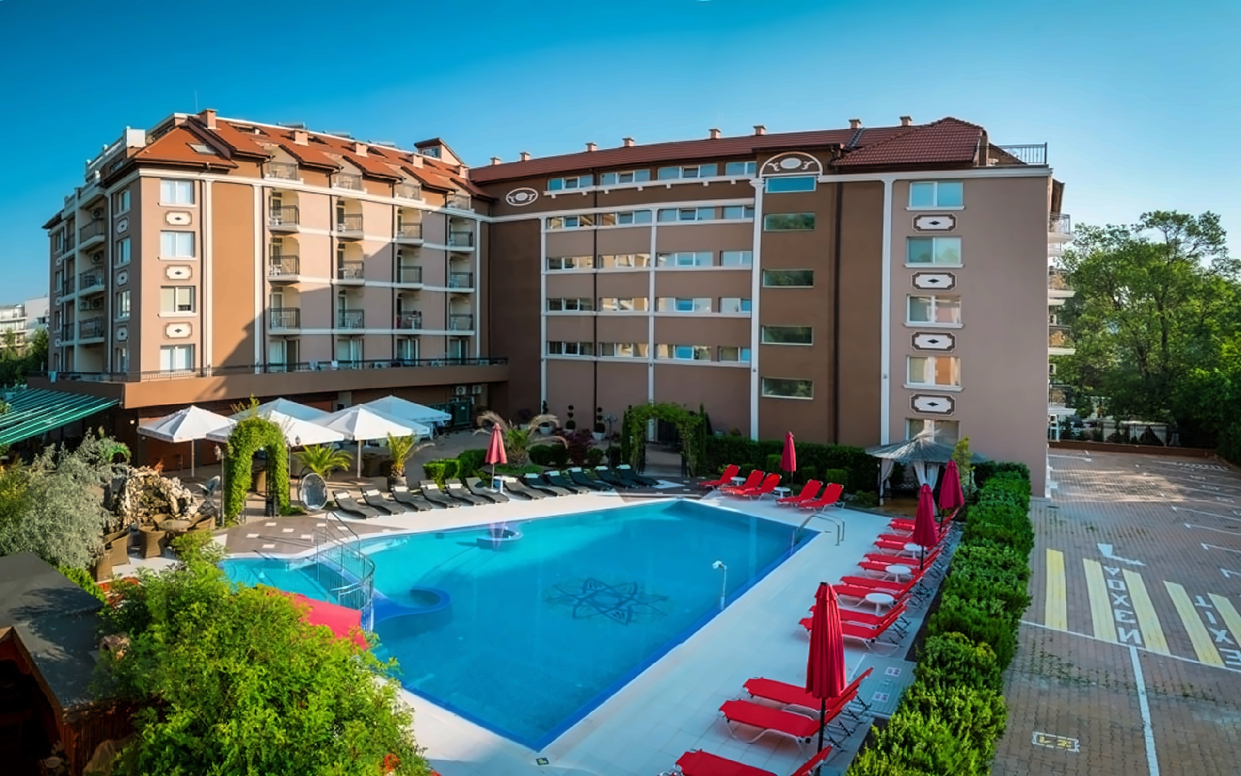 BAHAMI RESIDENCE