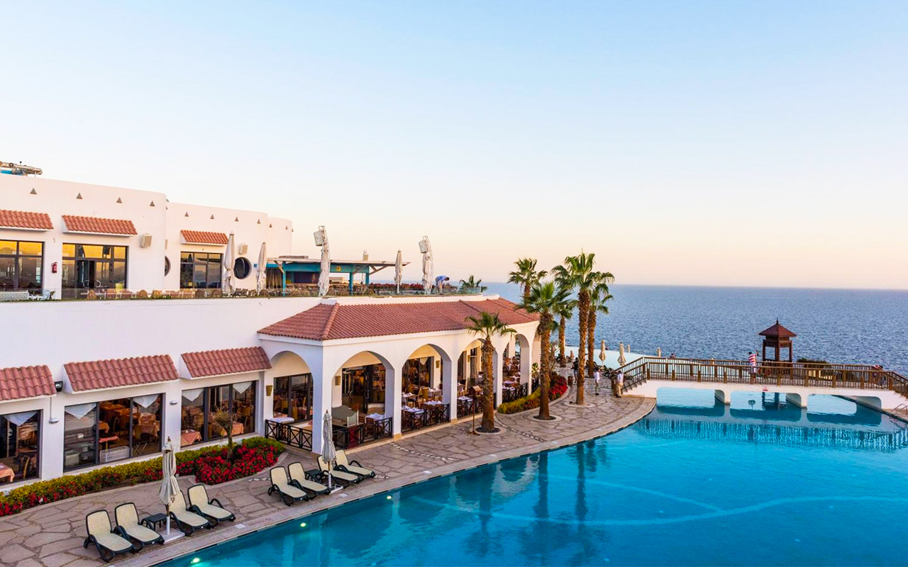 REEF OASIS BLUE BAY RESORT & SPA