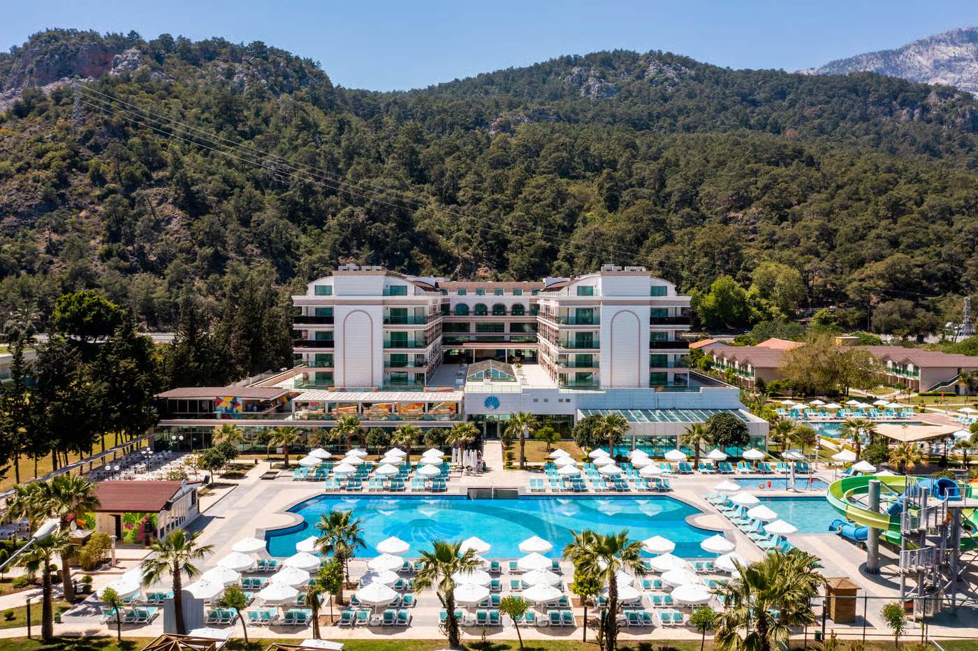 DOSINIA LUXURY RESORT