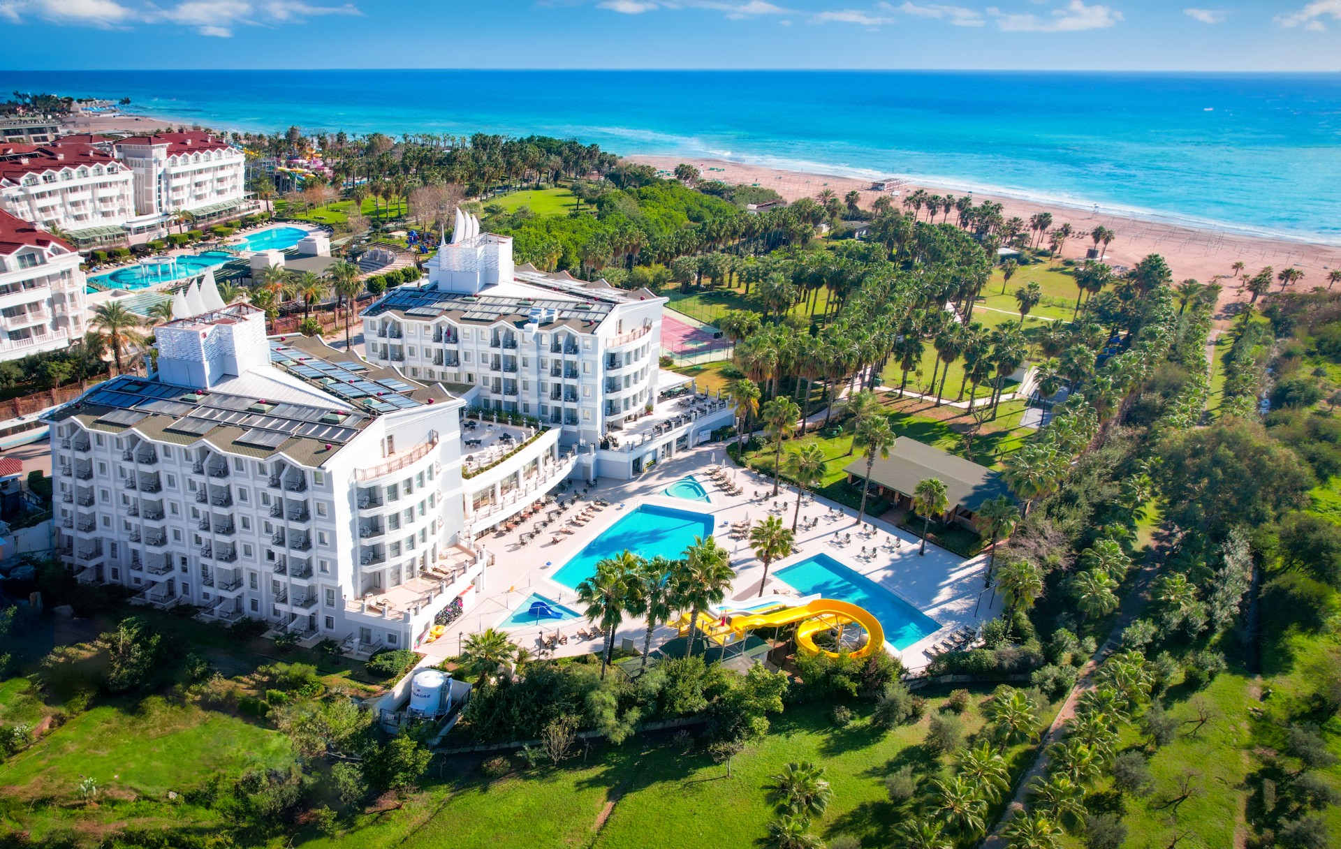 ROYAL ATLANTIS BEACH