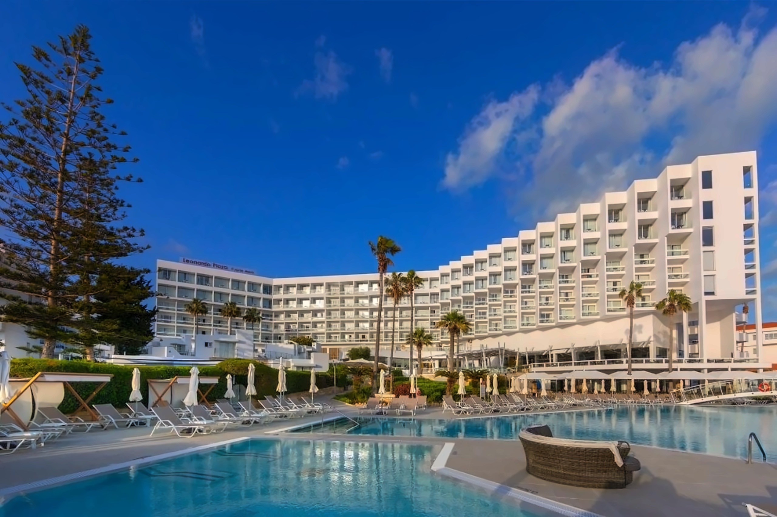 LEONARDO PLAZA CYPRIA MARIS BEACH HOTEL & SPA (ADULTS ONLY 16+)