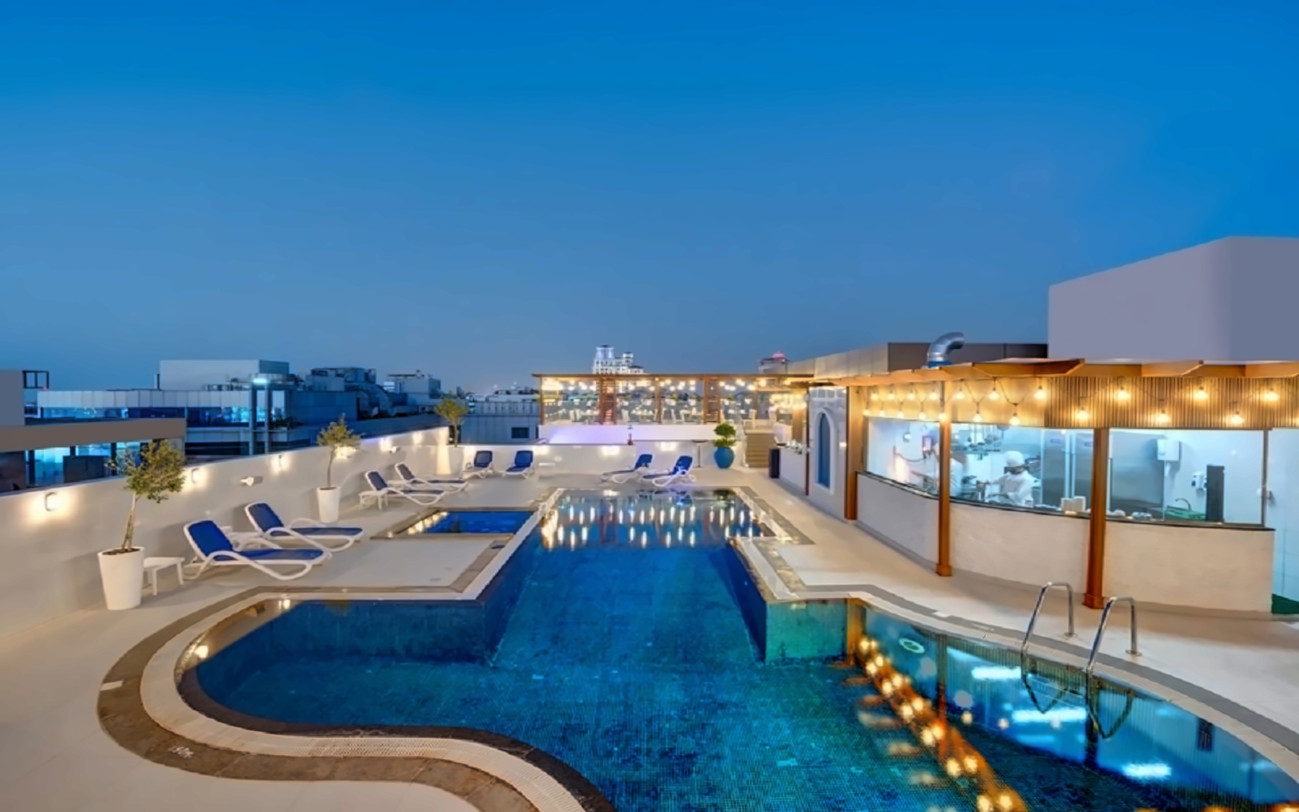 DONATELLO HOTEL
