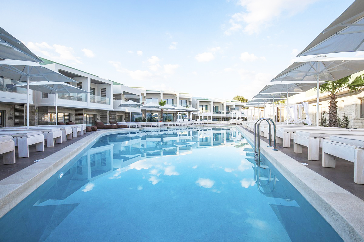 ALOE BOUTIQUE & SUITES (ADULTS ONLY 16+)