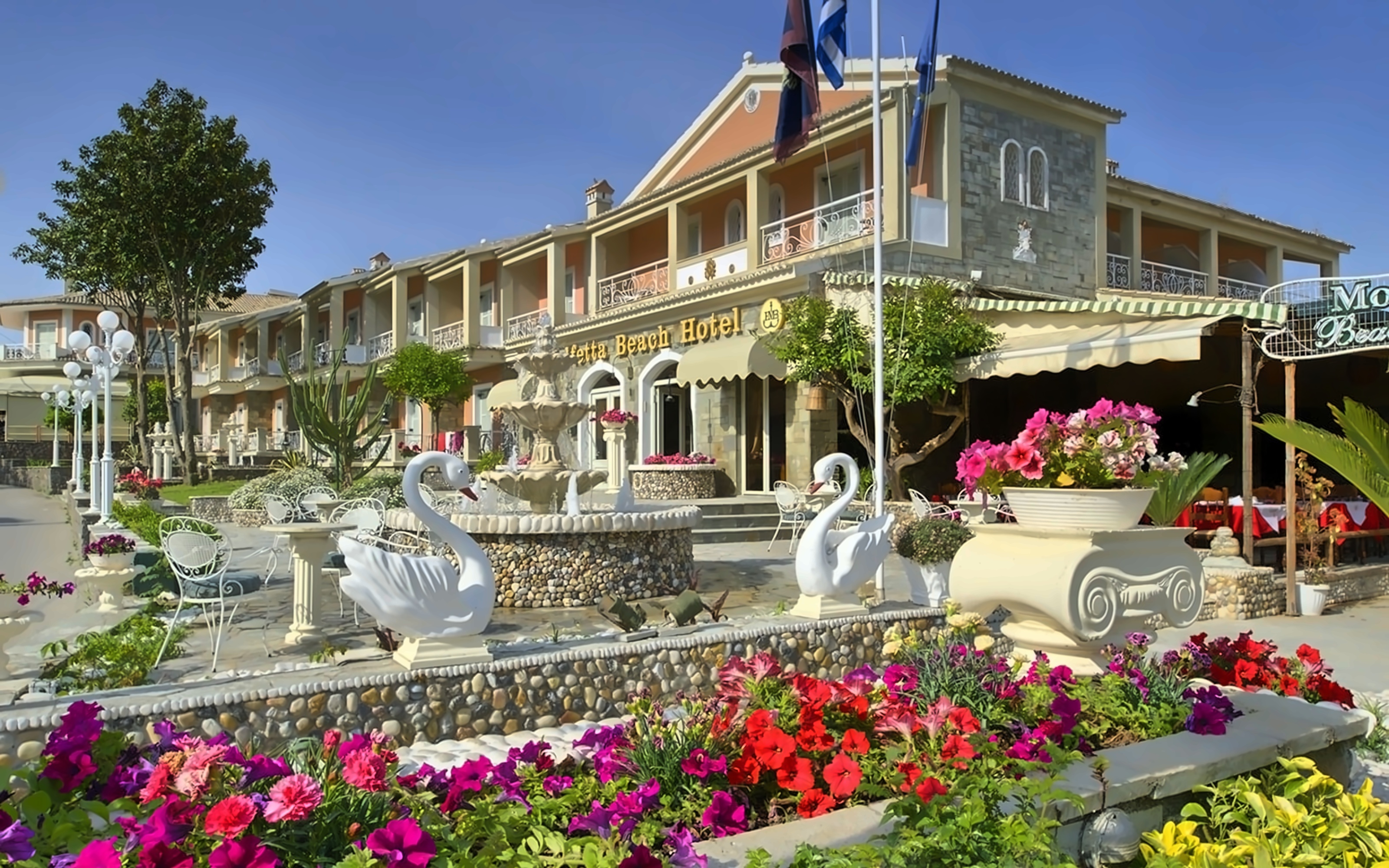 MOLFETTA BEACH HOTEL