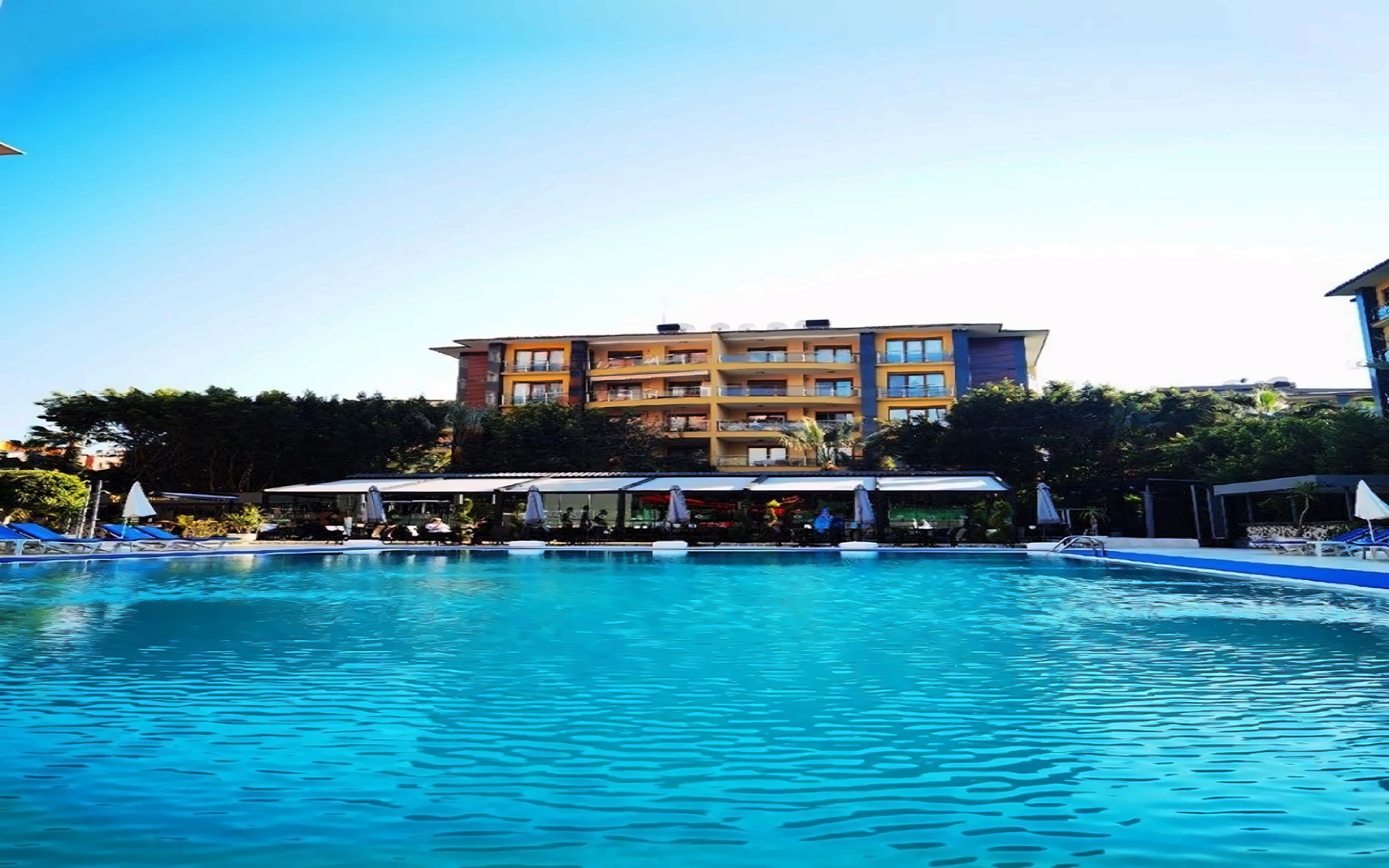 GRAND ALISA HOTEL