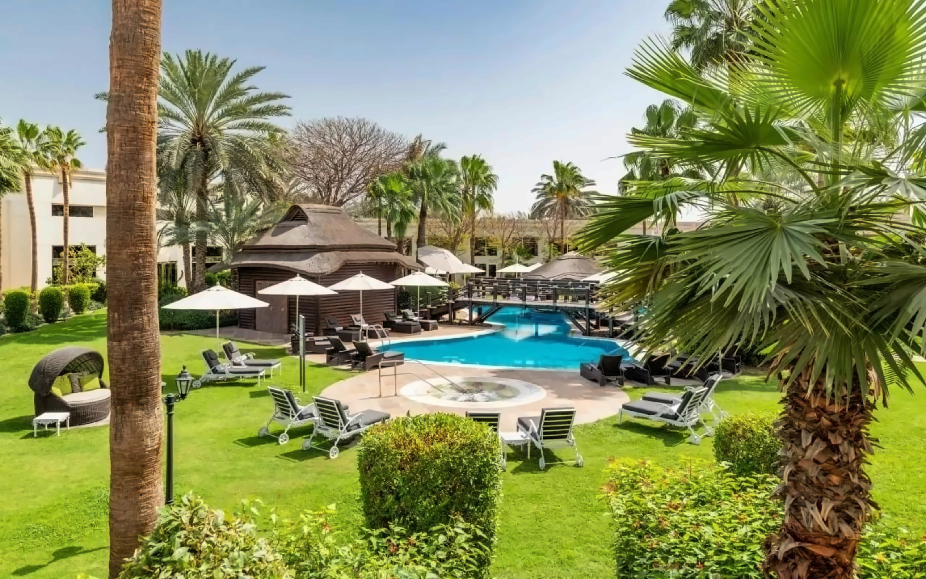 LE MERIDIEN DUBAI HOTEL & CONFERENCE CENTRE
