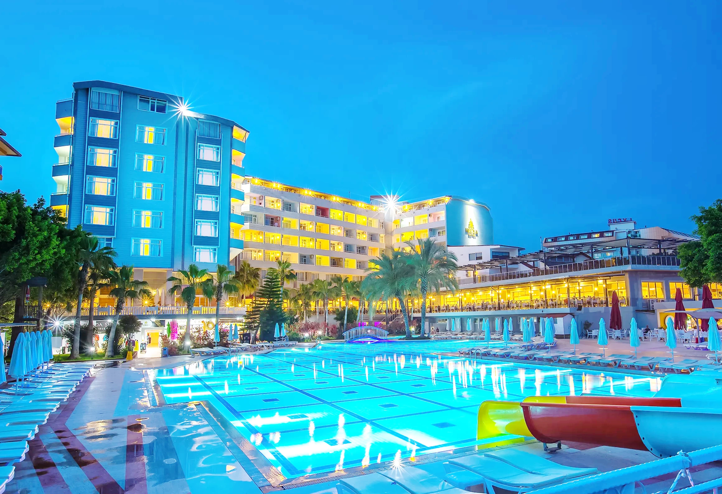 MERIDIA BEACH HOTEL