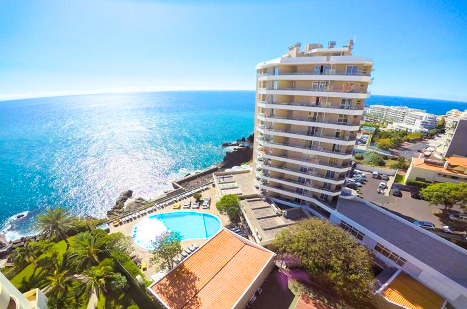 DUAS TORRES HOTEL