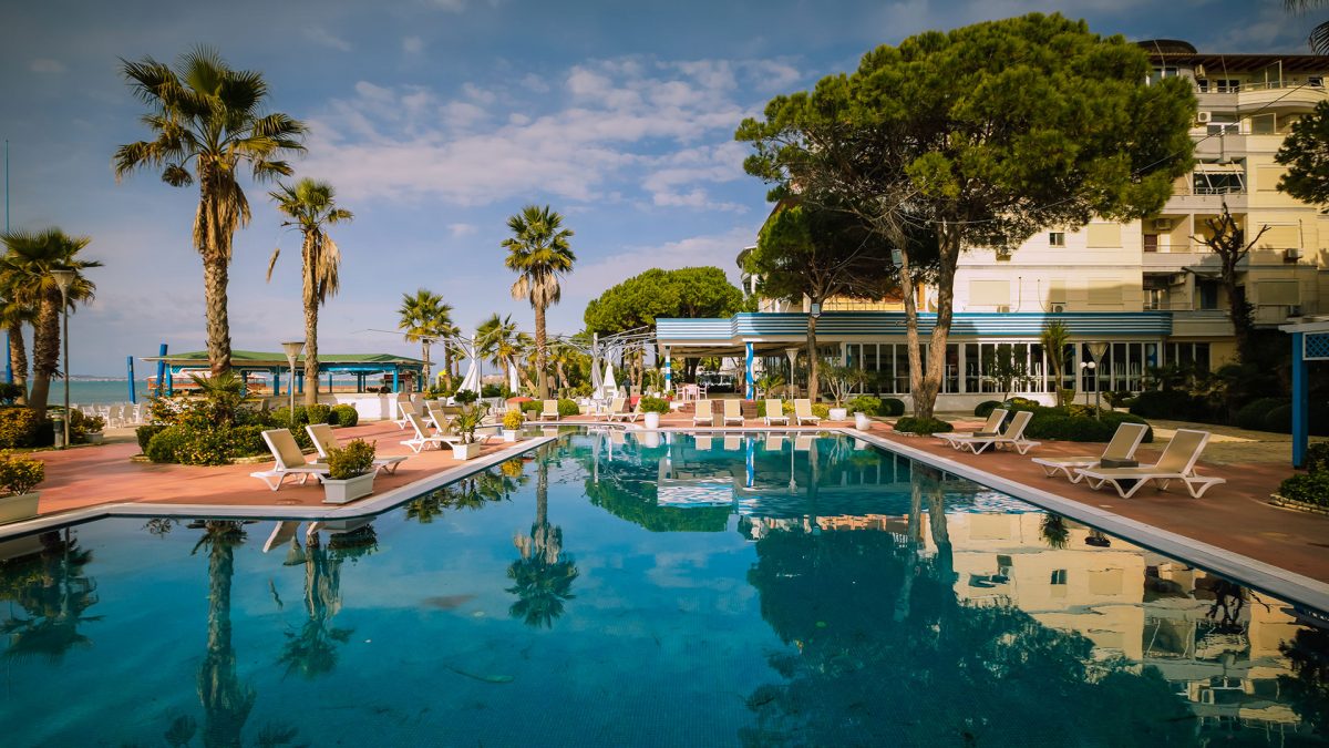 FA-FA BEACH HOTEL