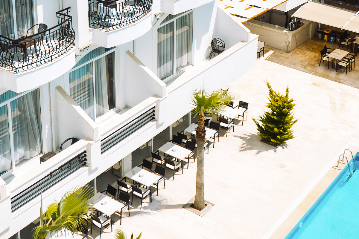 BESO BEACH HOTEL