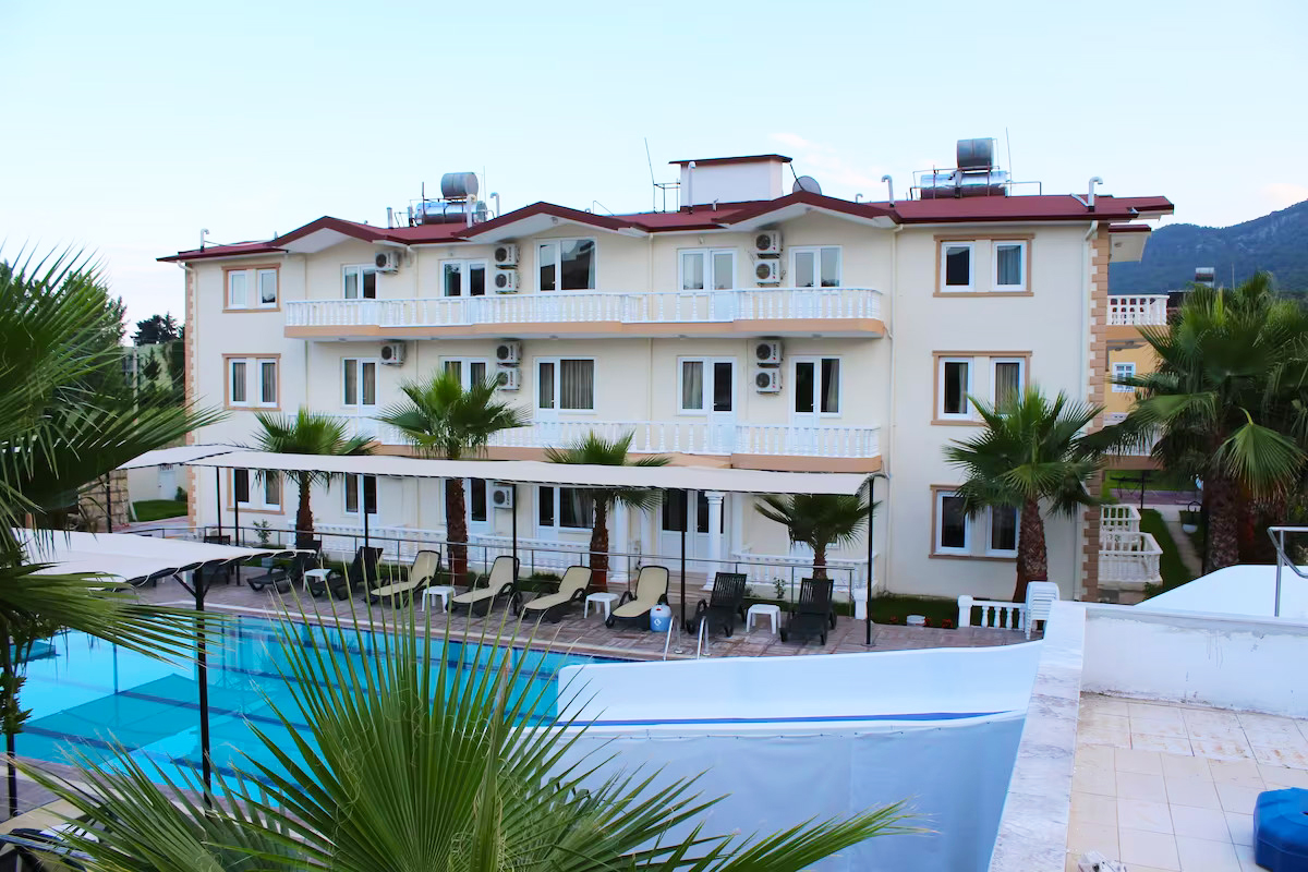 HOTEL GOLD STONE