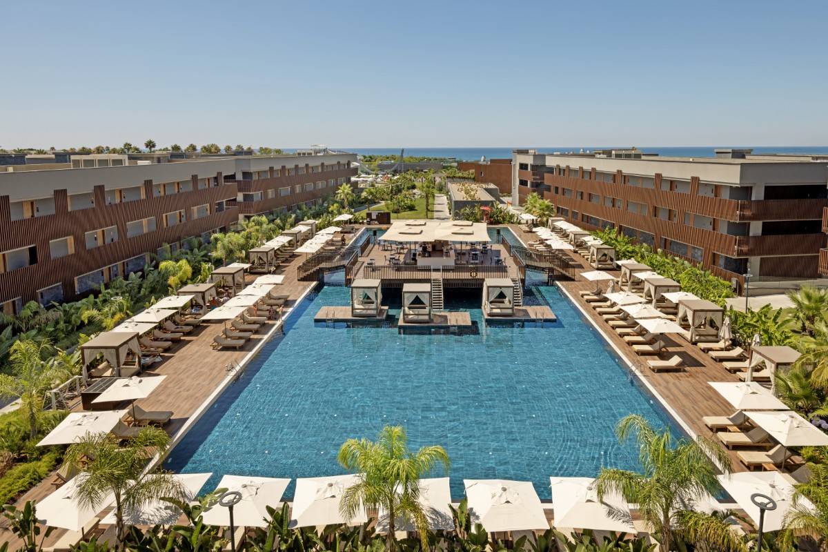 JACARANDA LUXURY RESORT