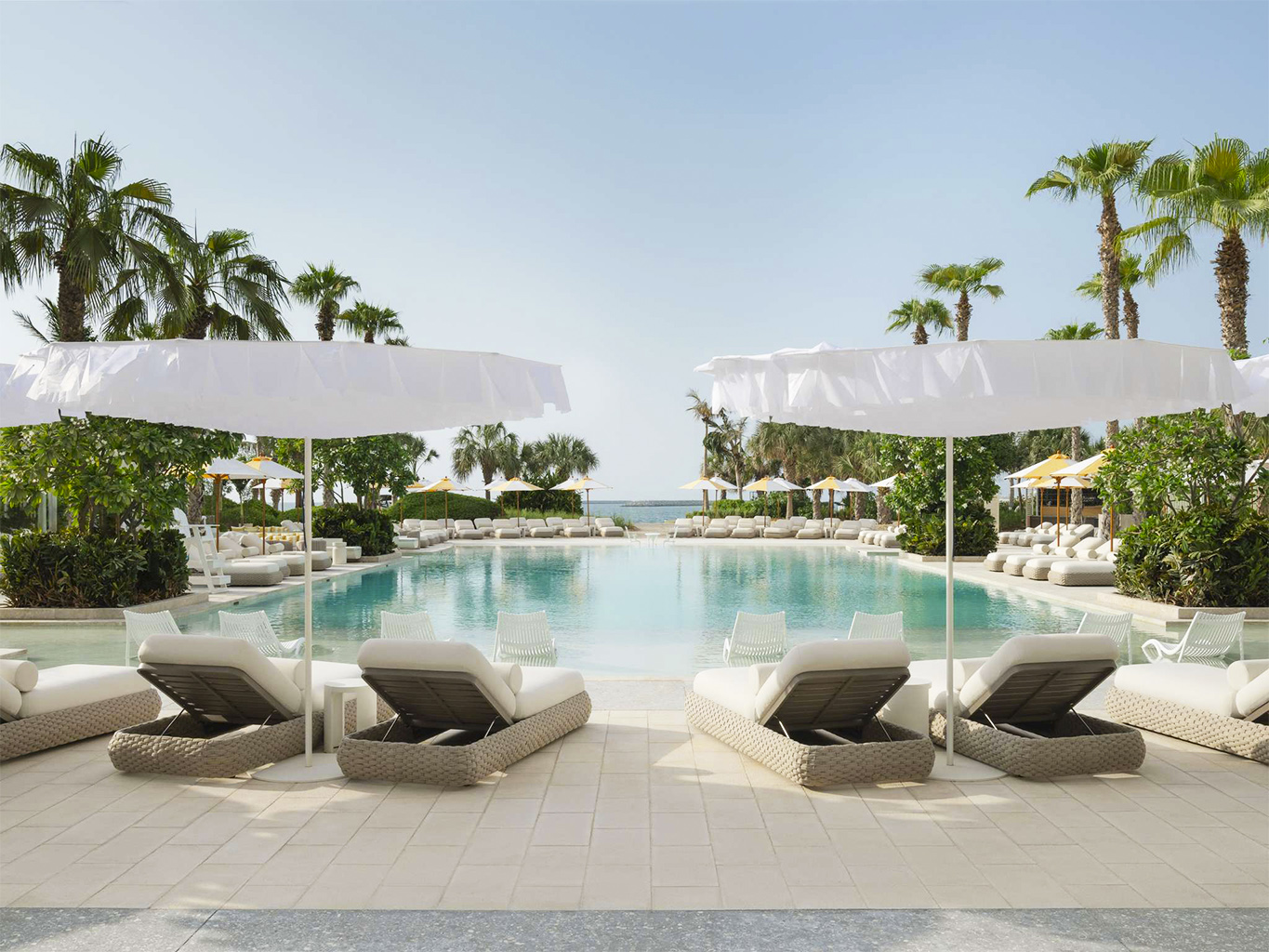 DELANO DUBAI (EX.BLUEWATERS BEACH HOTEL)