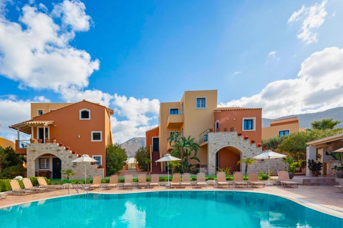 DIA APARTMENTS (ADULTS ONLY 16+)