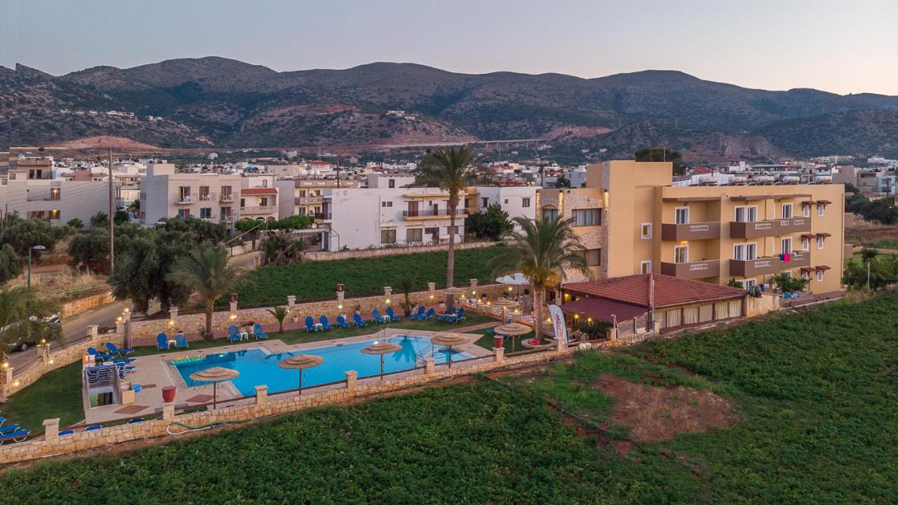 - DANELIS STUDIOS & APARTMENTS